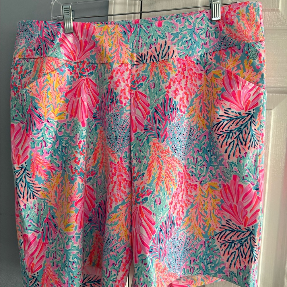Lilly Pulitzer Reid UPF 50+ Vibrant Coral Reef Shorts Size 16